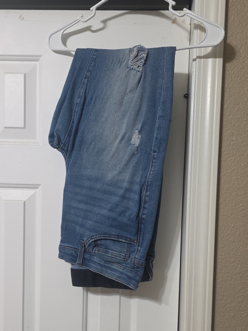 LuLaRoe Women's Skinny Jeans - Light Blue Distressed